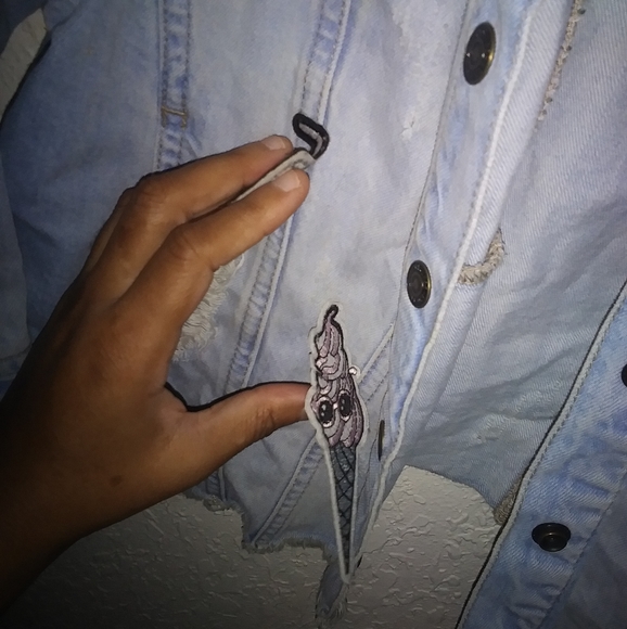 Jean jacket - Picture 3 of 5